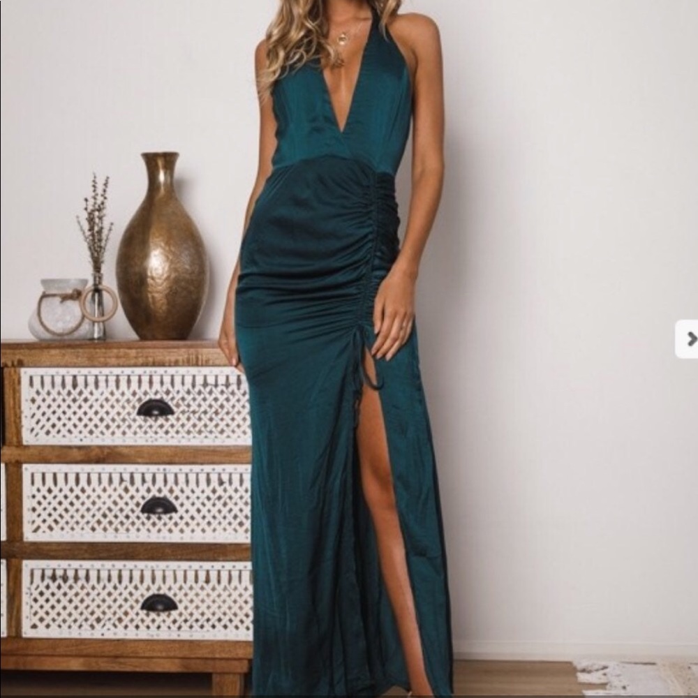 Hunter Green Plunge Cinch Maxi Formal Dress